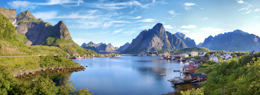 An image of a lake in Norway offering a digital nomad visa for remote workers in Europe